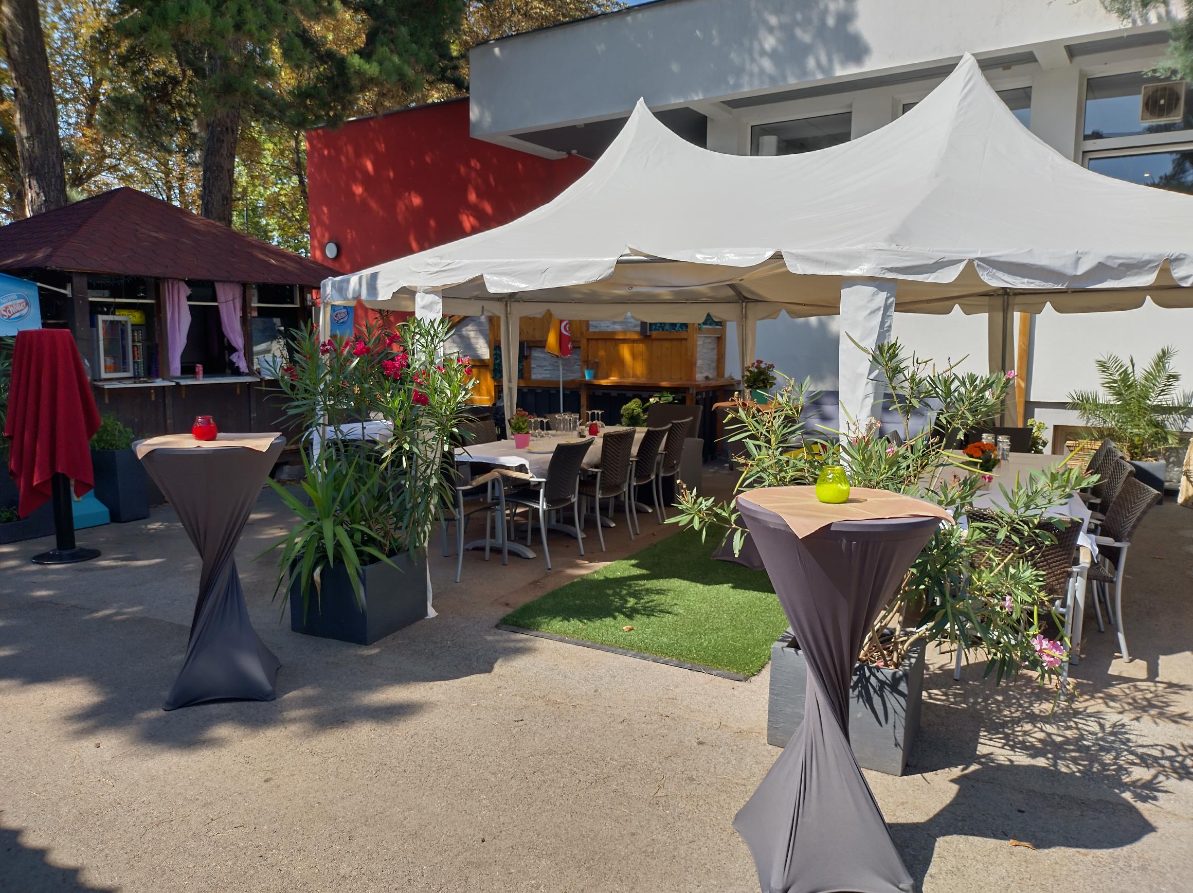 Le Stadium wien 1200